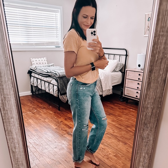 Sneak Peek Denim - 90s distressed straight leg high waist jeans